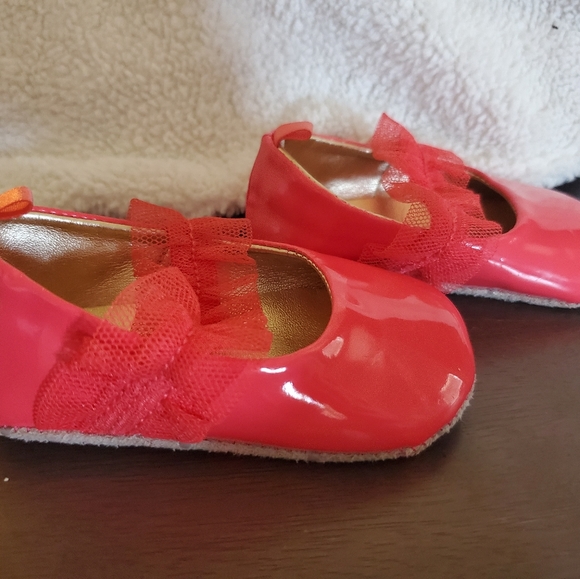 Baby Slip on Mary Janes - Picture 2 of 6